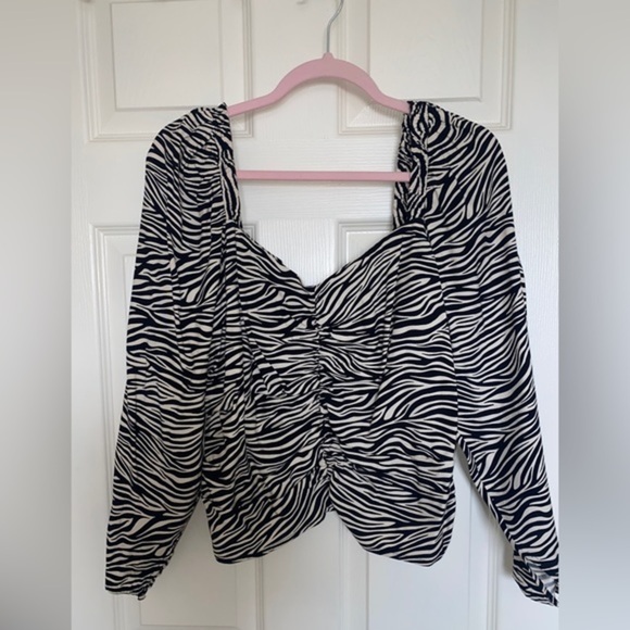 H&M Puff Sleeve Zebra Print Blouse - Picture 4 of 6
